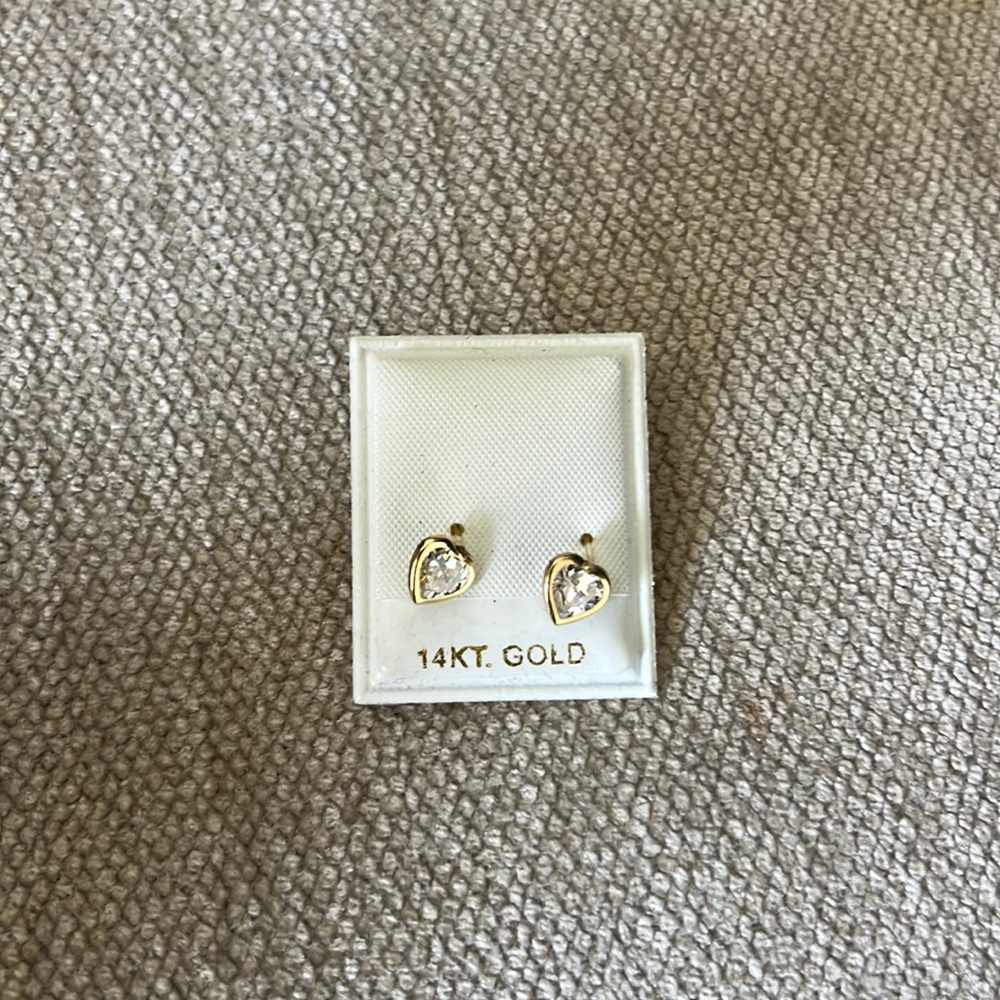 14k gold baby earring